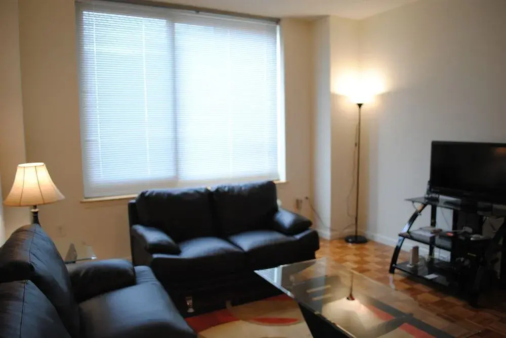 Luxy Suites Grand