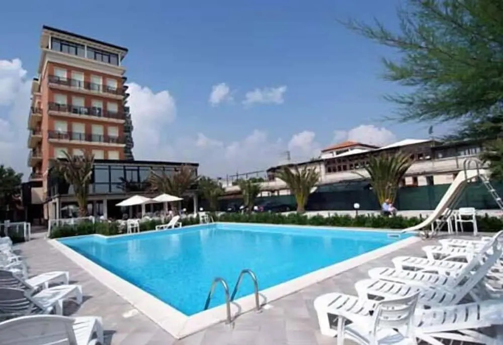 Hotel Roma