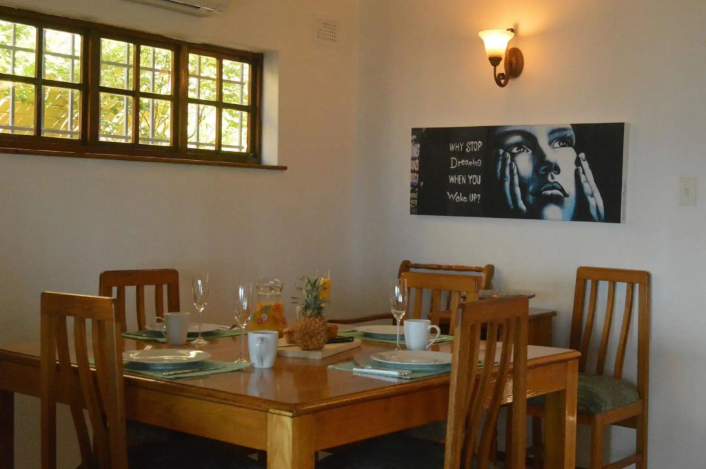 Garvies Surf House