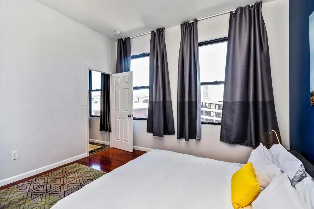 The Philadelphia Getaway 2BD Apartment in the Heart of the City