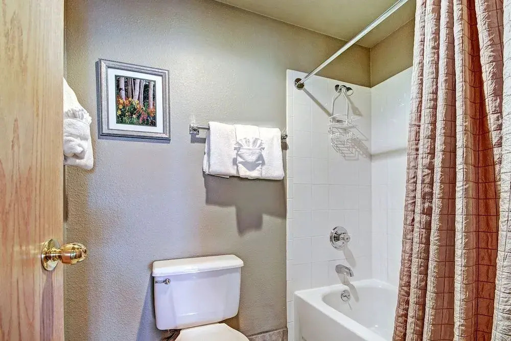 River Mtn Lodge W322