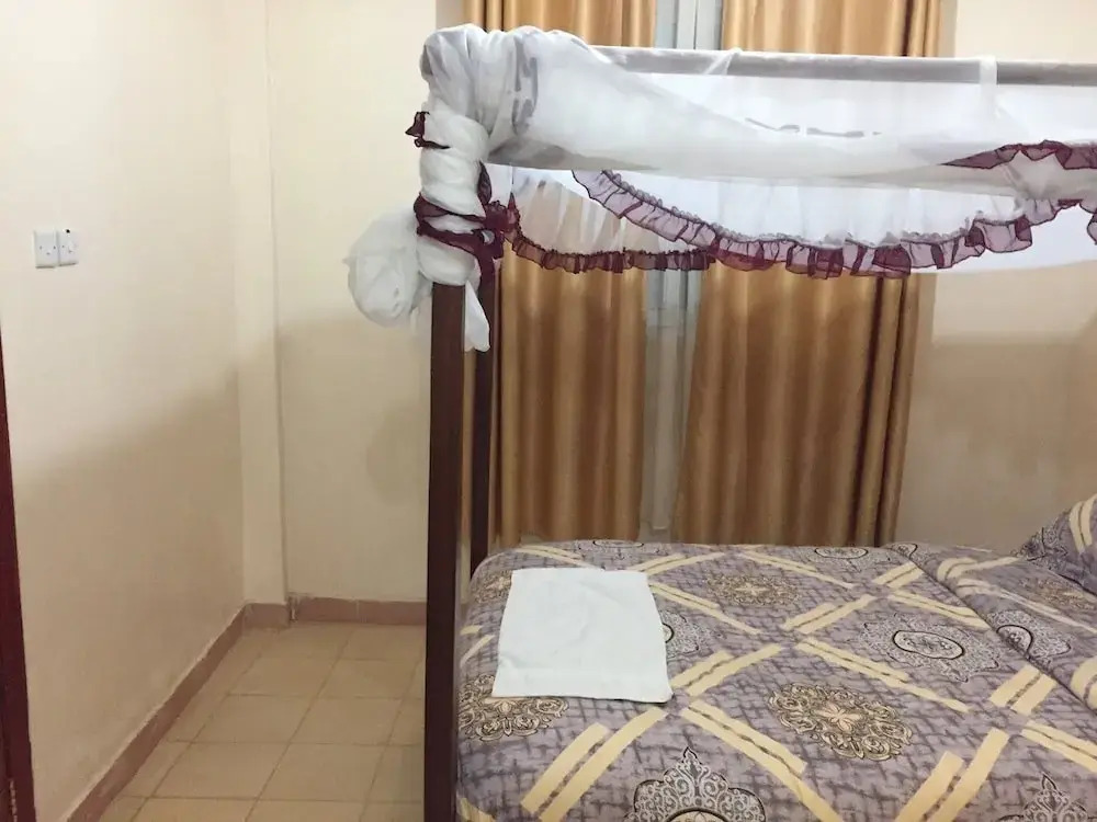 Latahzan Guest House