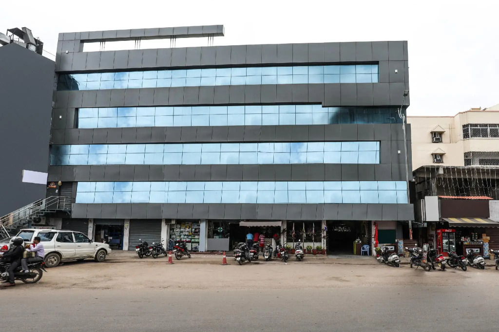 Hotel Padmini Elite