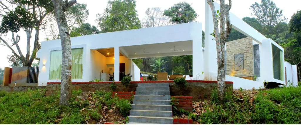 THAPOVAN