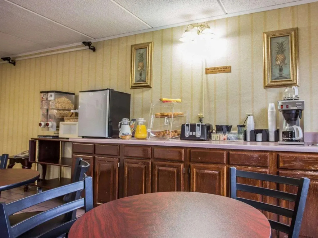 Econo Lodge Inn & Suites Lugoff