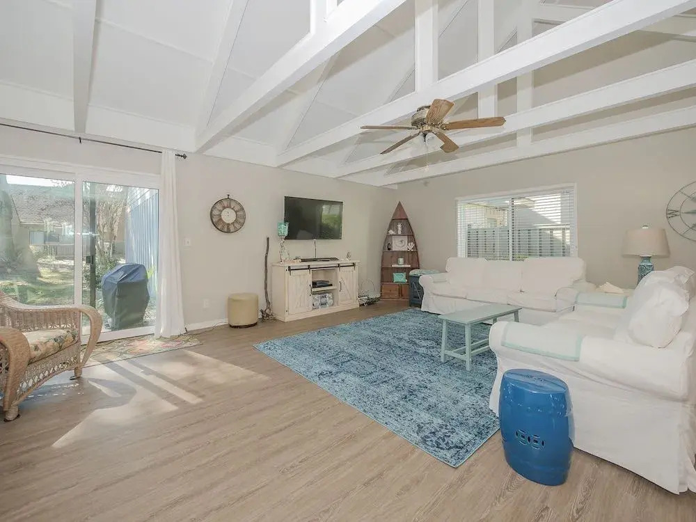 617 Queen's Grant Villas 2 Bedrooms 2 Bathrooms Villa