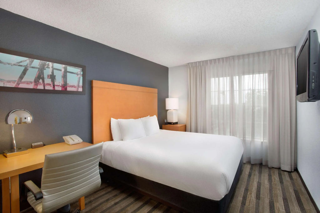 HYATT house Austin/Arboretum
