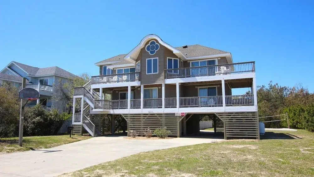VA Whalehead 1040 - 4 Br Home