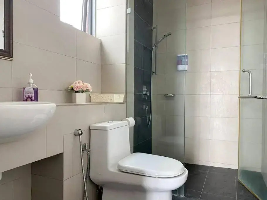 LUXURY SEAVIEW 3BR at LOFT IMAGO KK