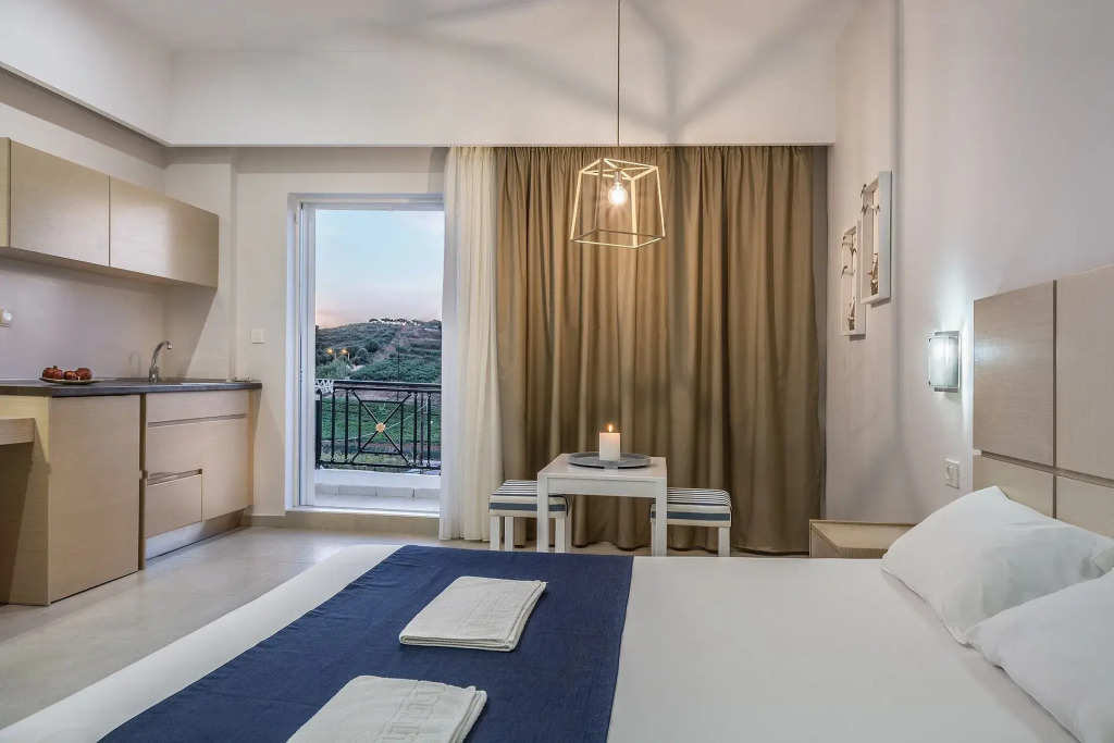 Sea View Hotel & Apartments