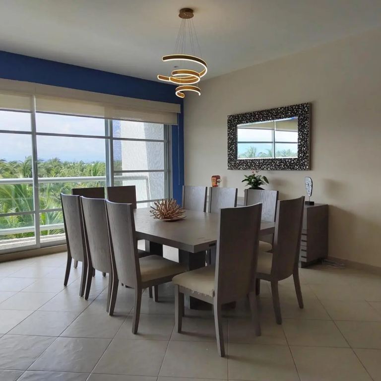 Mayan Lake Horus