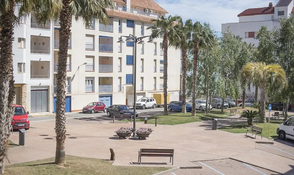Ampolla Apartment TVL 18