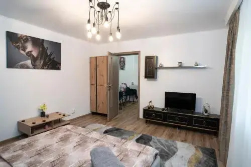 Garsoniera De Lux Si Eleganta Drumul Taberei