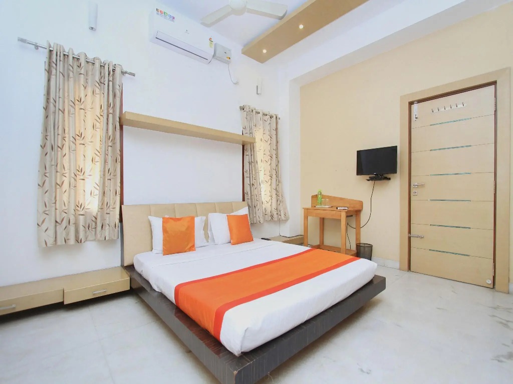 Capital O 11590 Red Carpet Residence