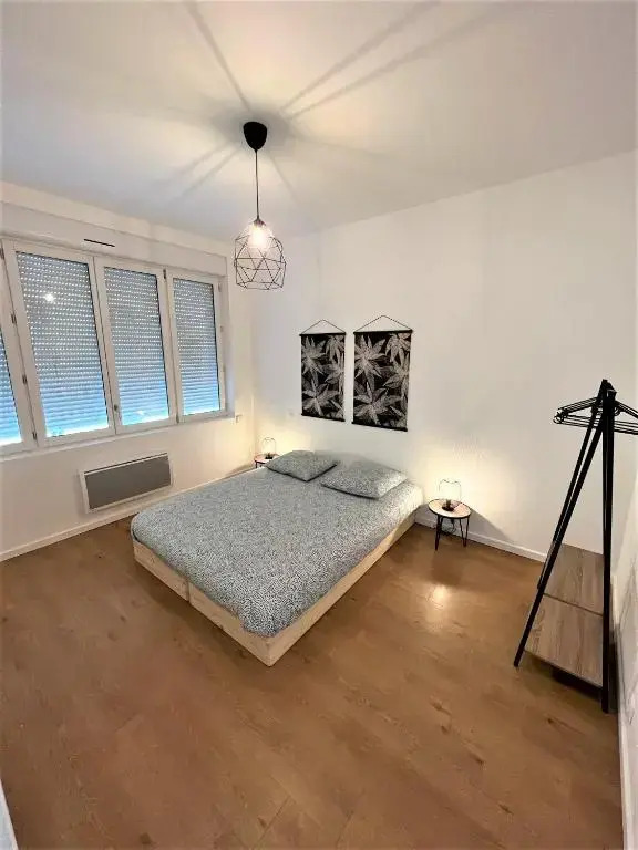 Reims Proche Hyper-centre 6 couchages Rénové