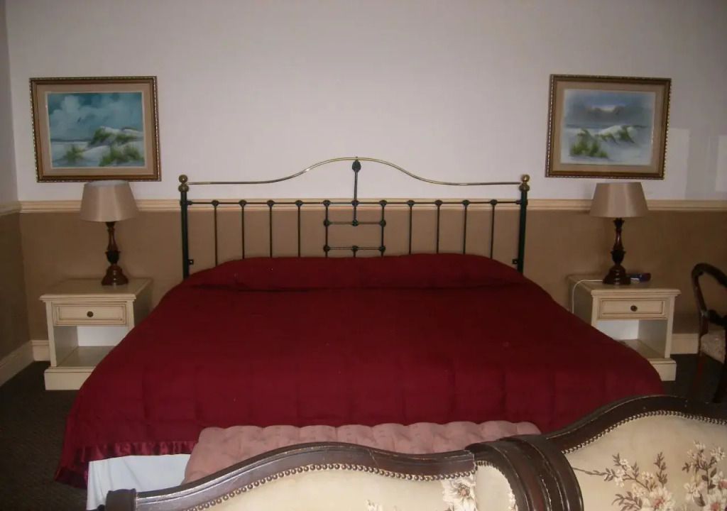 Sherwoods Country House