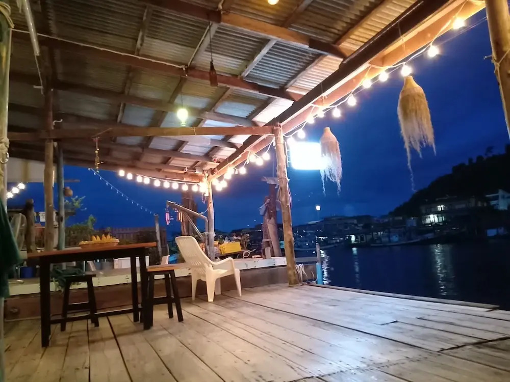 Rub Lom Chom Klong Homestay