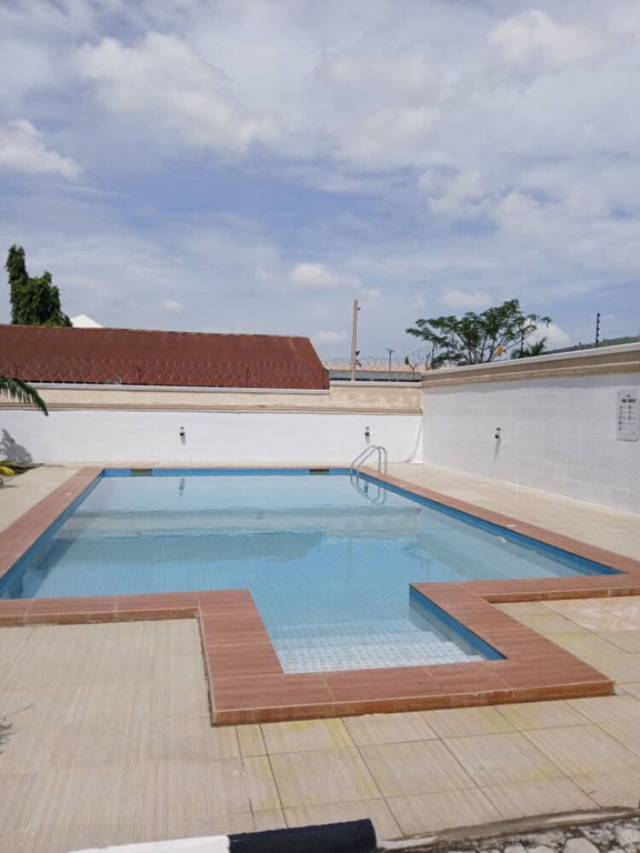 Stallion Luxury Suites