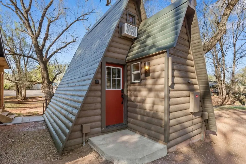 Timber Lodge Cabins 22