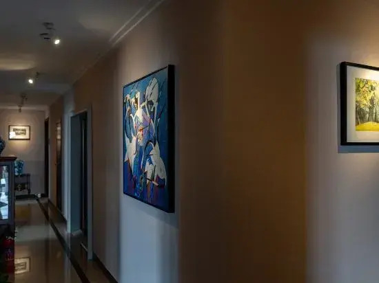 Huatian·Hai Mansion Seaview Holiday Homestay (Beihai Old Street Underwater World Branch)