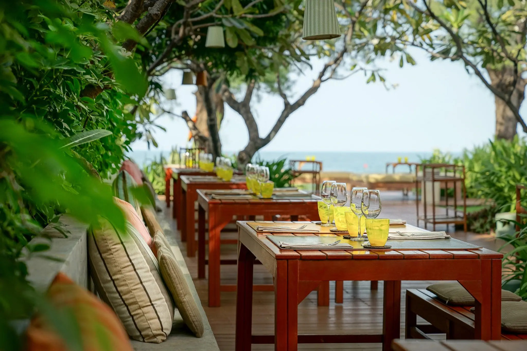 Lets Sea Hua Hin Al Fresco Resort