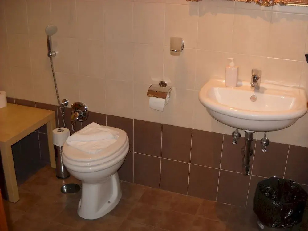 Romes Best Holidays Guest House