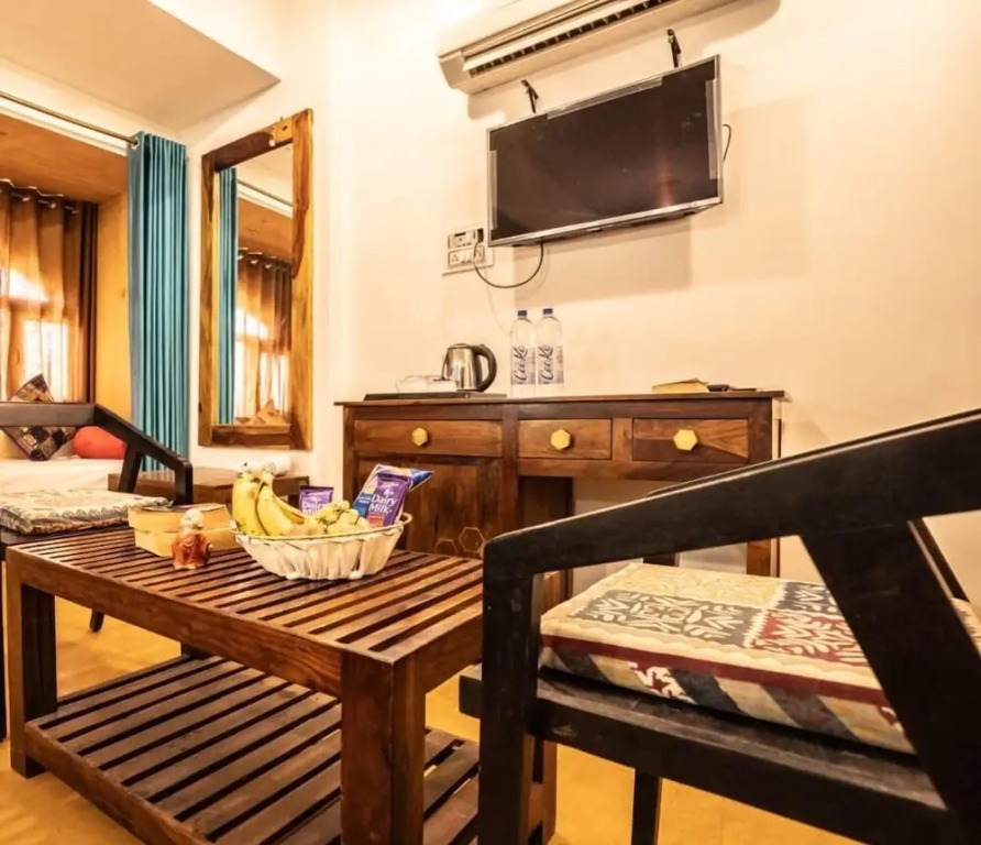 Hotel Golden Legacy - by PRAMANA EXP