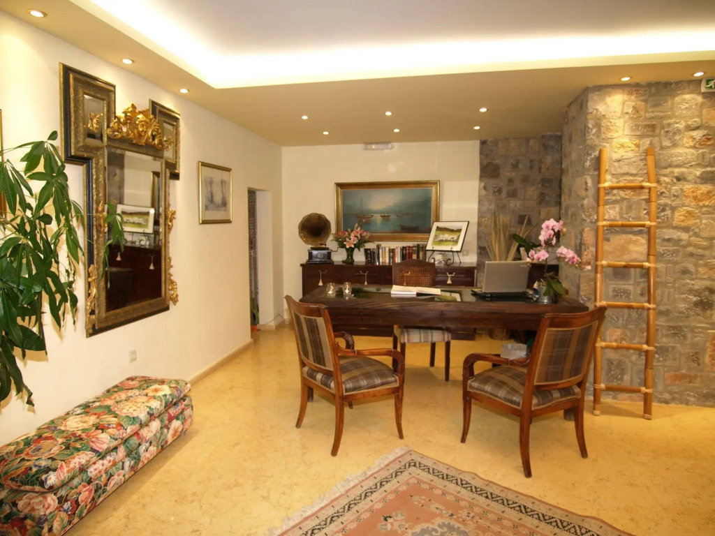 Creta Blue Boutique Hotel & Suites
