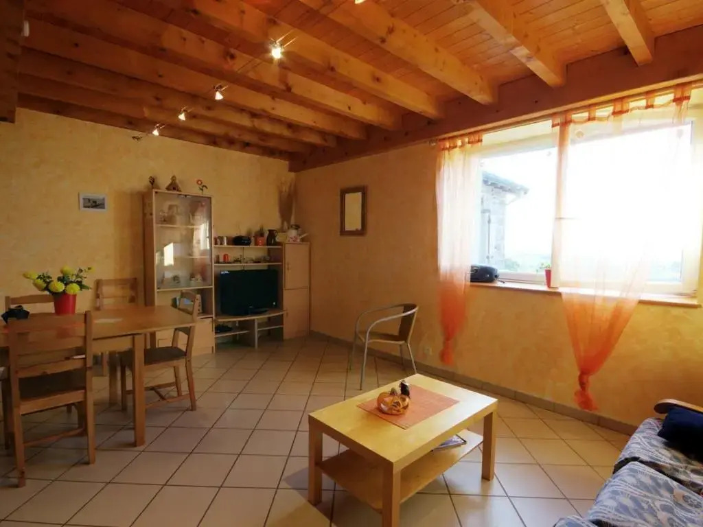 Gîte confortable 2 chambres avec animaux acceptés en pleine campagne - FR-1-496-130