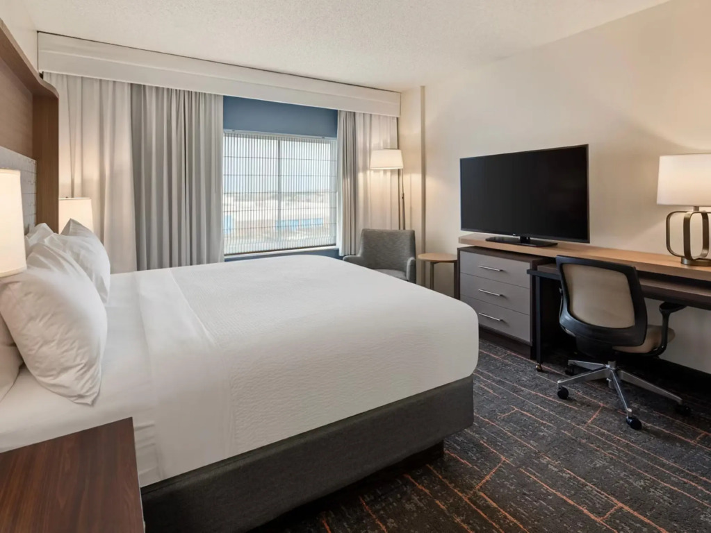 Holiday Inn Hotel & Suites Maple Grove Northwest Minneapolis-Arbor Lakes by IHG