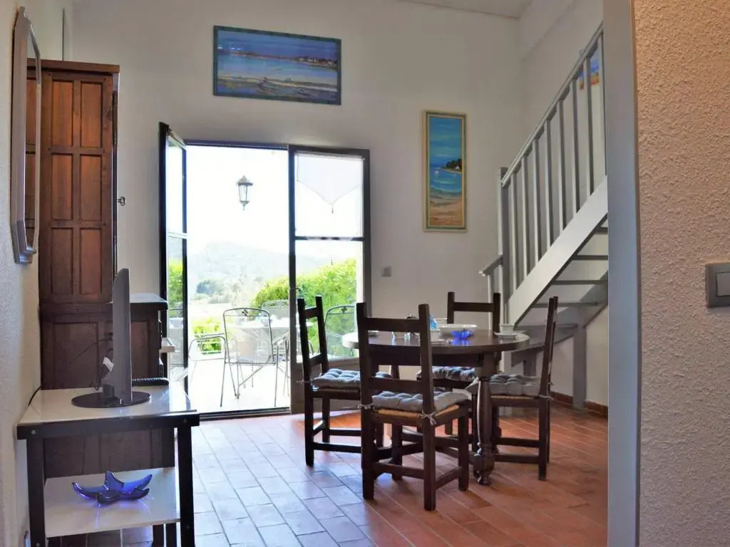 Appartement Le Lavandou, 1 pièce, 4 personnes - FR-1-251-68