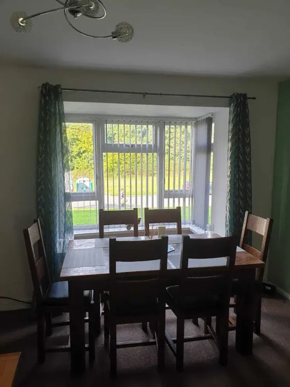 Stunning 2-bed Flat in Haverfordwest