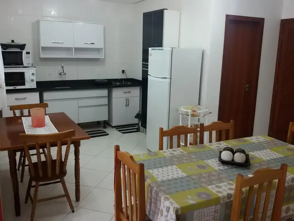 Casa Ingleses Santinho