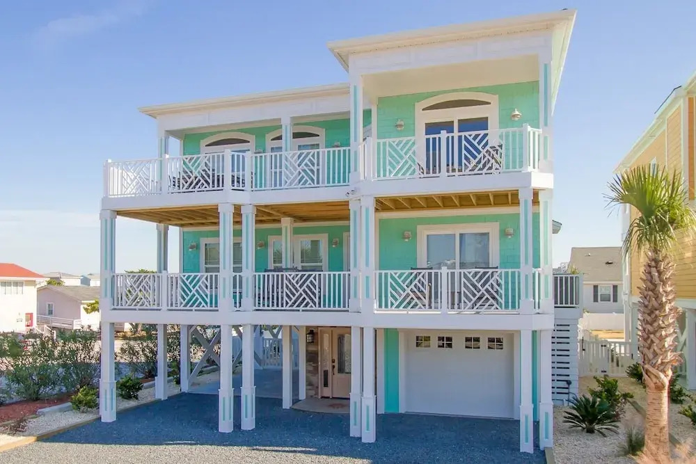 New-build Beach W/ Pool, Elevator & Spa! 5 Bedroom Home