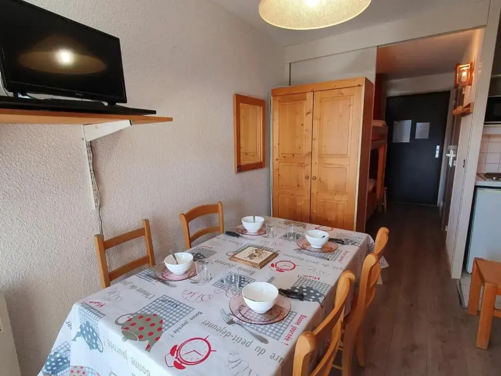 Appartement Les Deux Alpes, 1 pièce, 4 personnes - FR-1-348-231