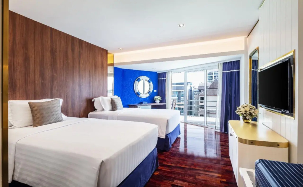 A-One The Royal Cruise Hotel & New Wing Hotel