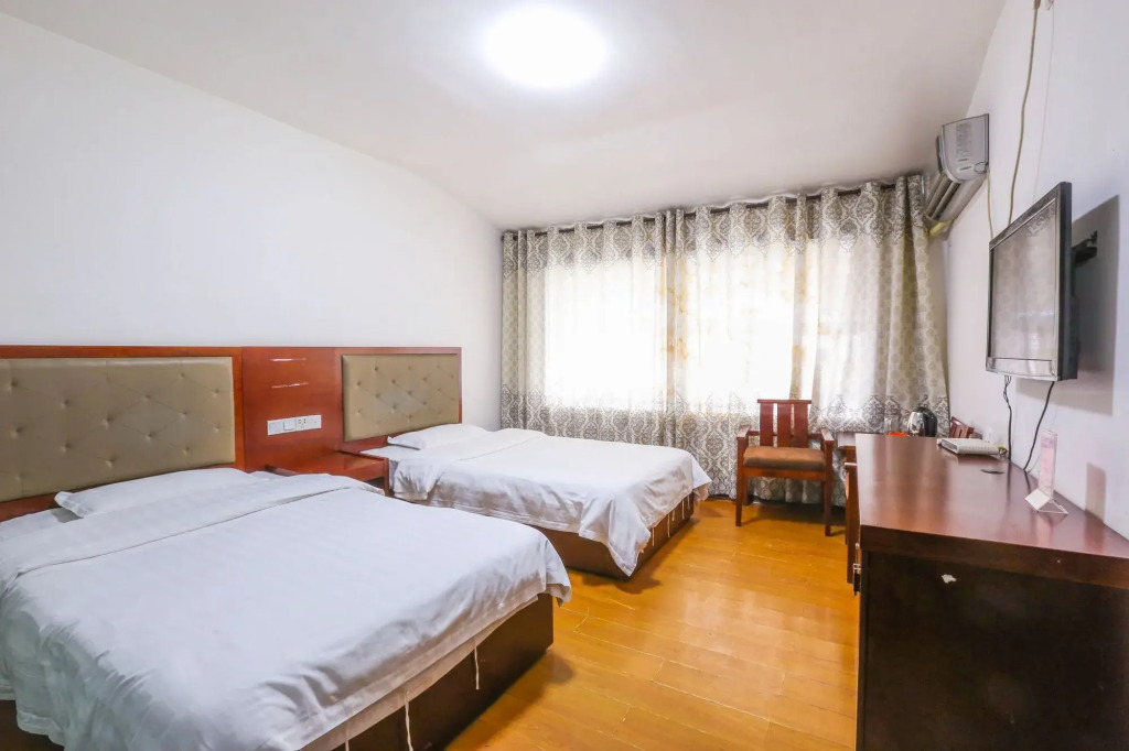 Yuetu Express Hotel