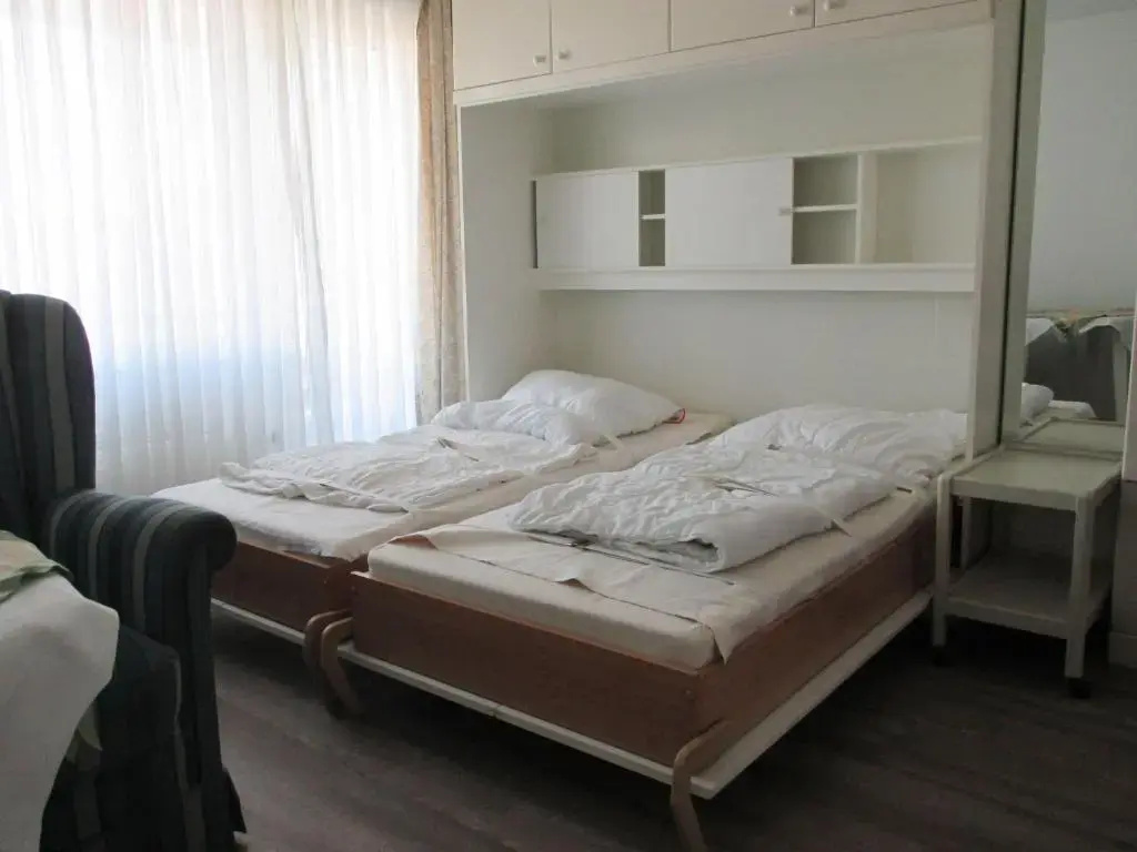 Einzimmerappartement-fuer-zwei-Personen