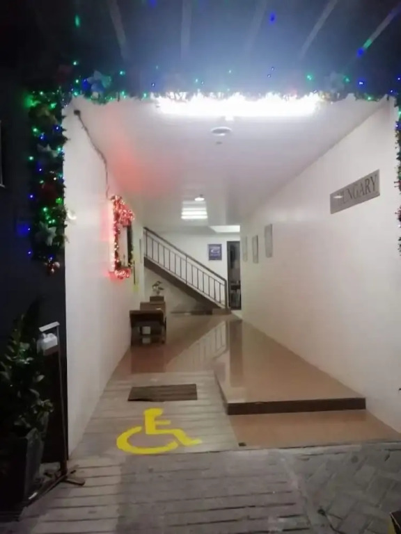 Guesthouse Behind the Airport