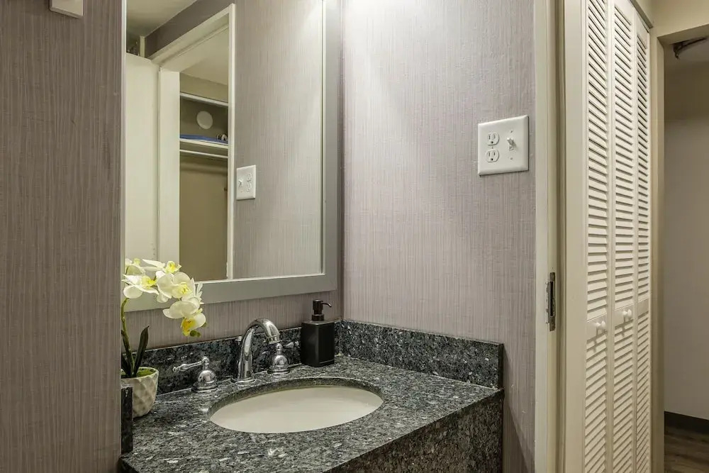 Studio Apt with WiFi by Frontdesk