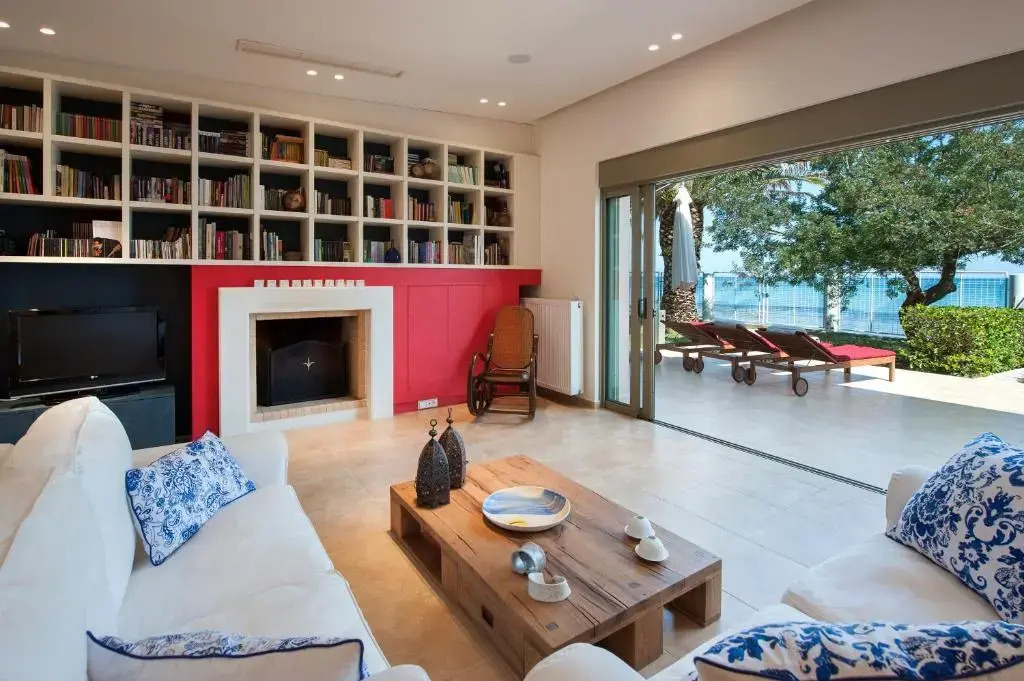 Beachfront Villa with Garden - Valentine Corfu