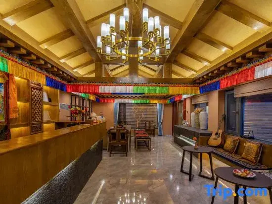 Dream by the Lakeside · Hillside Lakeview Boutique Stay