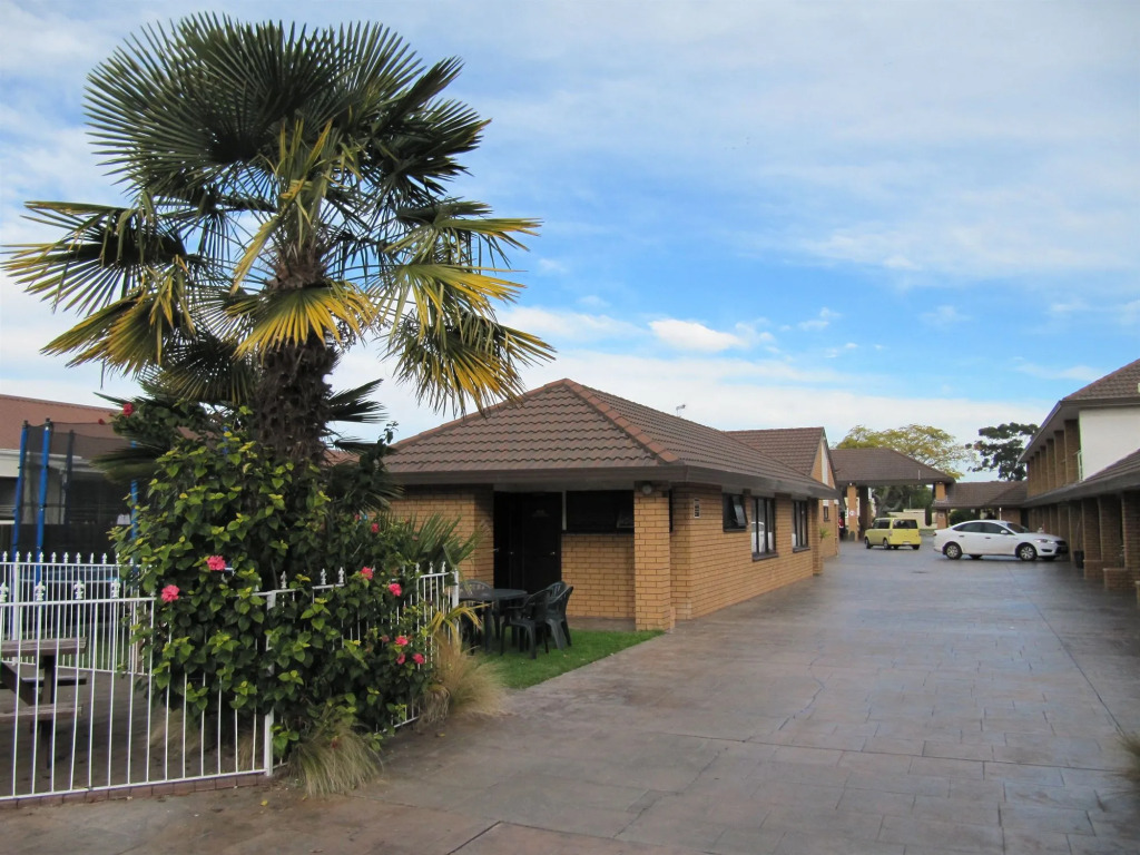 Palm City Motor Inn