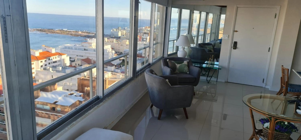 APTO 1011 Edificio Santos Dumont Punta del Este
