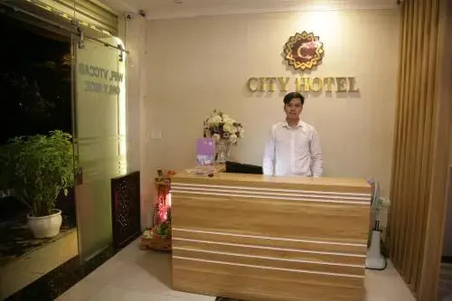 City Hotel