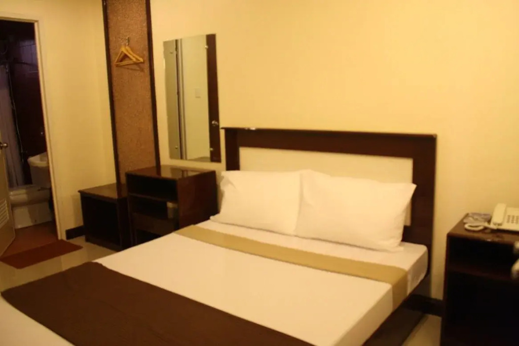 Four Queens Resort