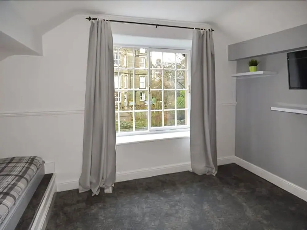 Flat 13 Sandringham Court