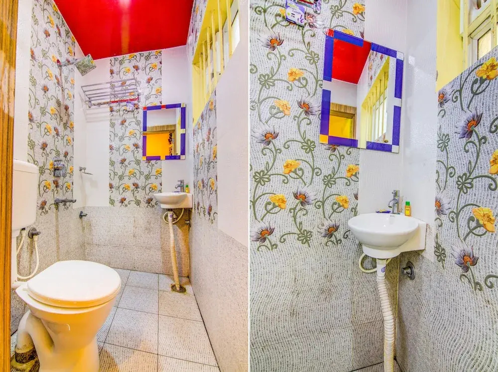 OYO 9563 Hotel RR Residency