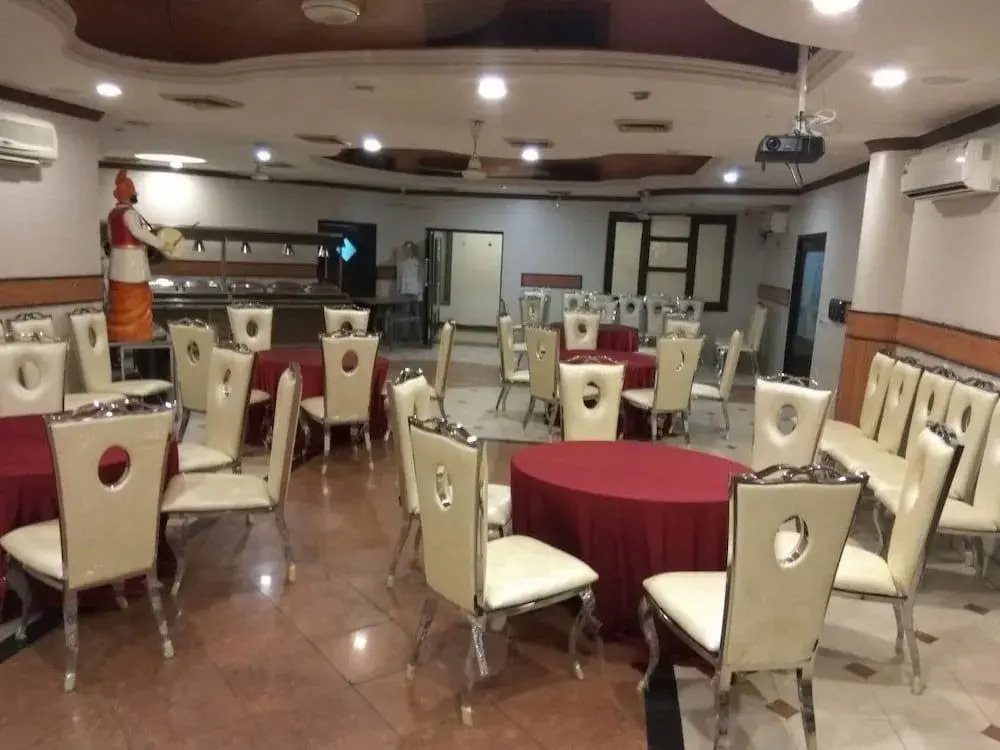 Hotel Mansarover Paradise