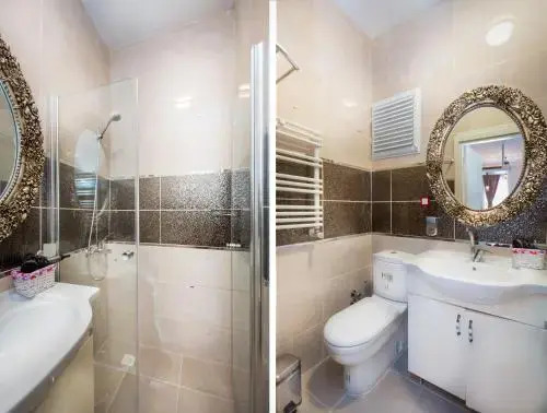 De Moon Suites Hotel